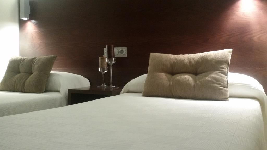 Hotel Rural Arroyo La Plata By Bossh Hotels Jerez De Los Caballeros Bagian luar foto