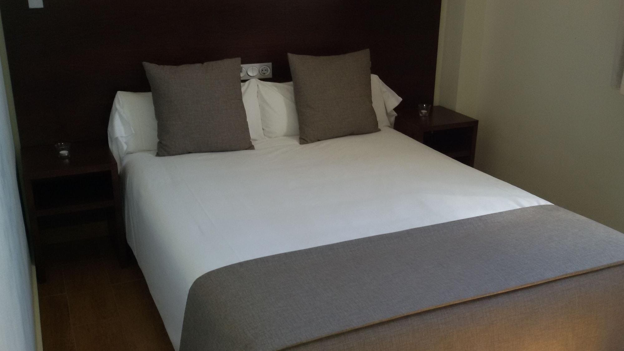 Hotel Rural Arroyo La Plata By Bossh Hotels Jerez De Los Caballeros Bagian luar foto