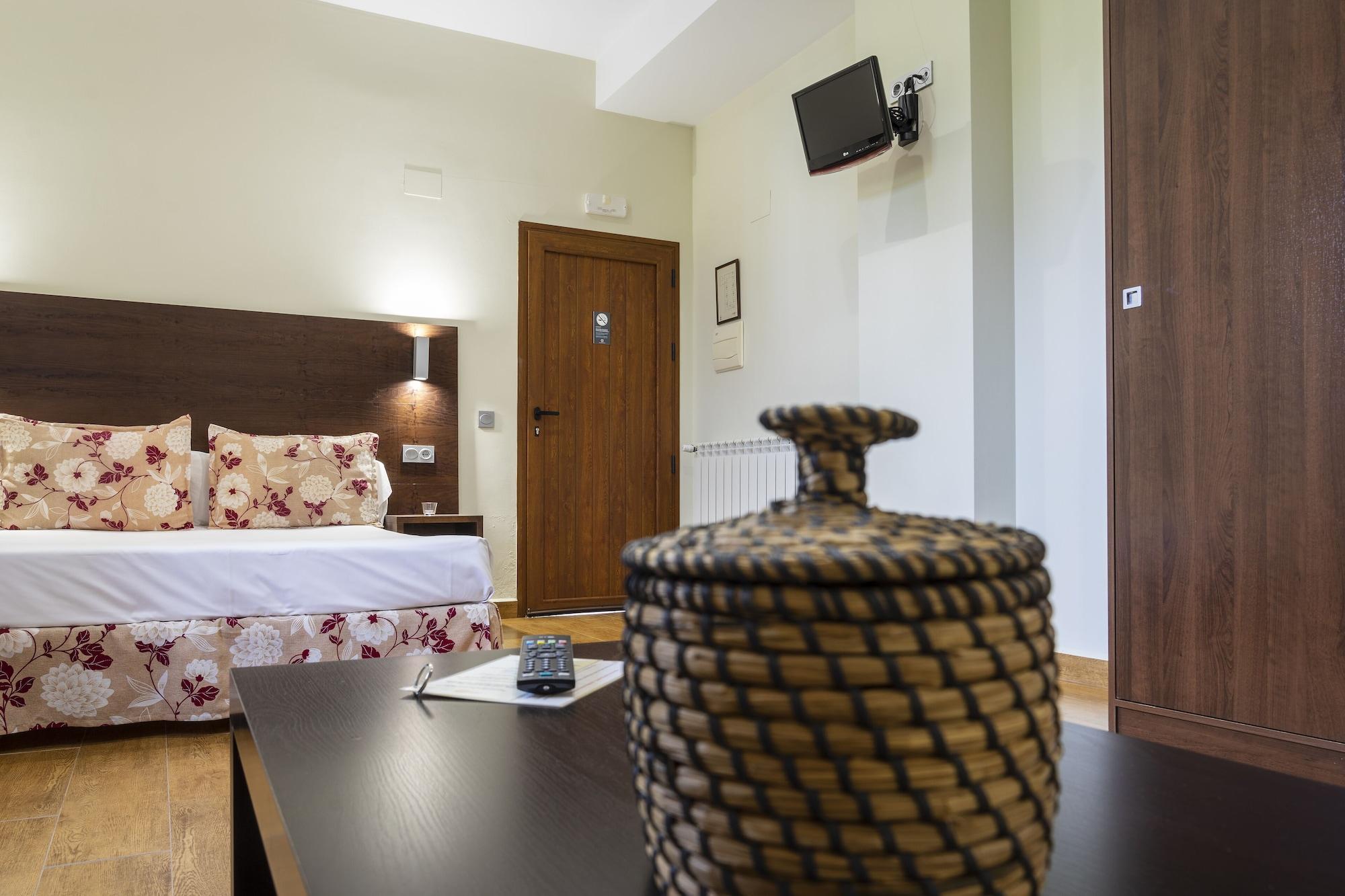 Hotel Rural Arroyo La Plata By Bossh Hotels Jerez De Los Caballeros Bagian luar foto