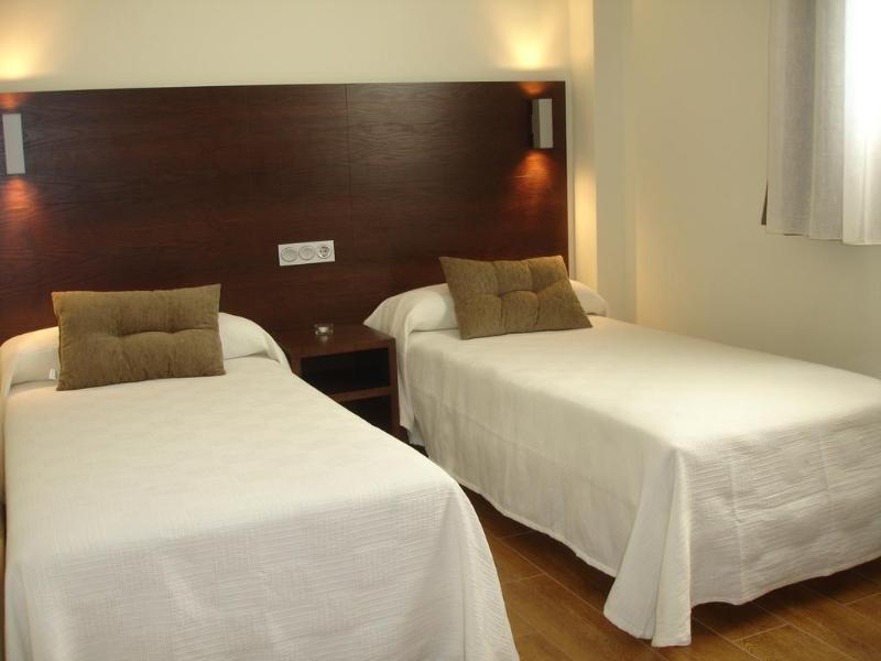 Hotel Rural Arroyo La Plata By Bossh Hotels Jerez De Los Caballeros Bagian luar foto