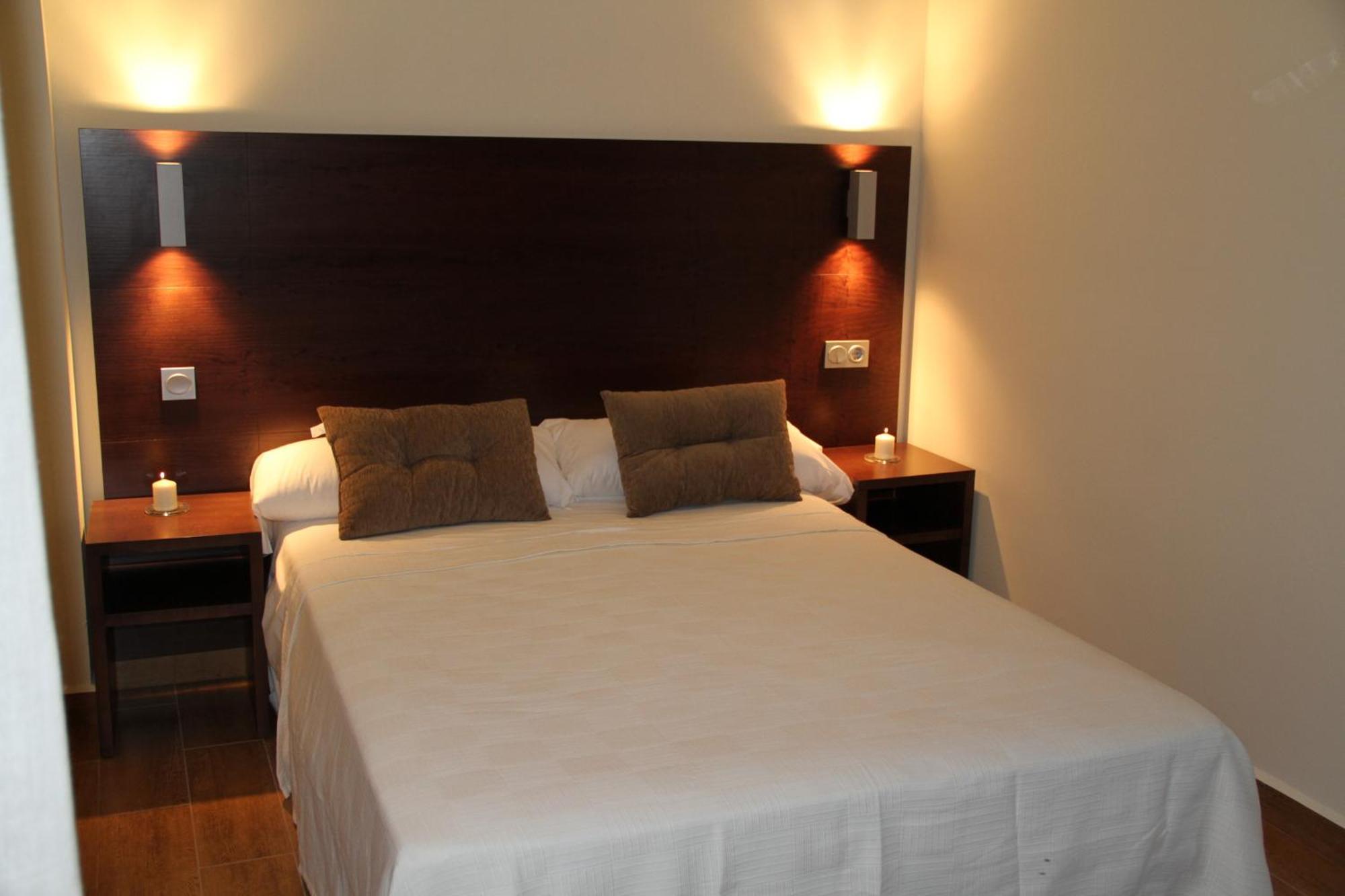 Hotel Rural Arroyo La Plata By Bossh Hotels Jerez De Los Caballeros Bagian luar foto