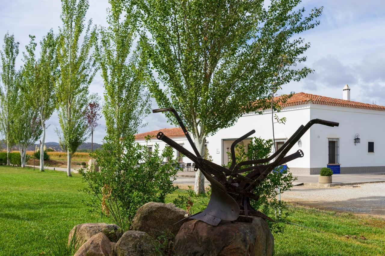 Hotel Rural Arroyo La Plata By Bossh Hotels Jerez De Los Caballeros Bagian luar foto
